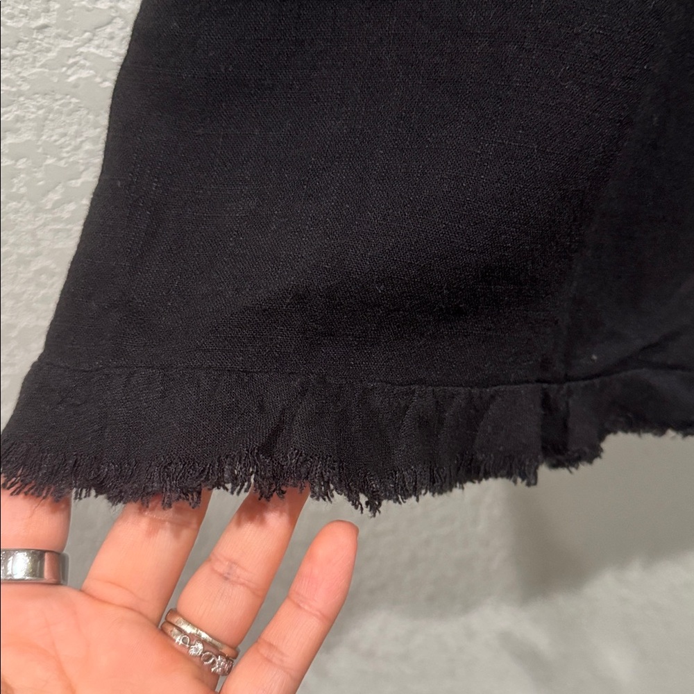 UMGEE Black Top with Floral Embroidered Sleeves - Picture 3 of 6